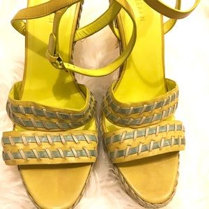 Cole Haan size 10 yellow and blue open toe sandal